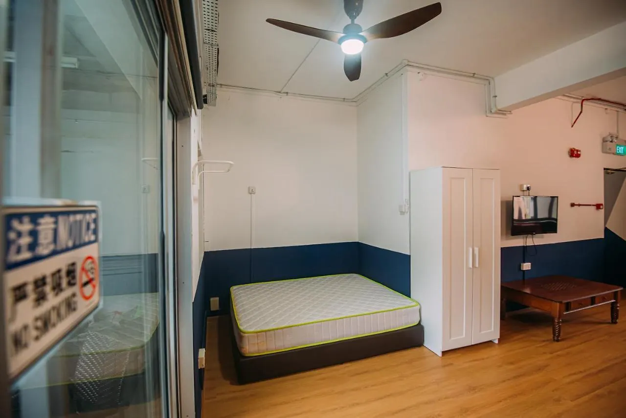 Bluewaters Pods 38 Hongkong St Hostel Singapore Singapore