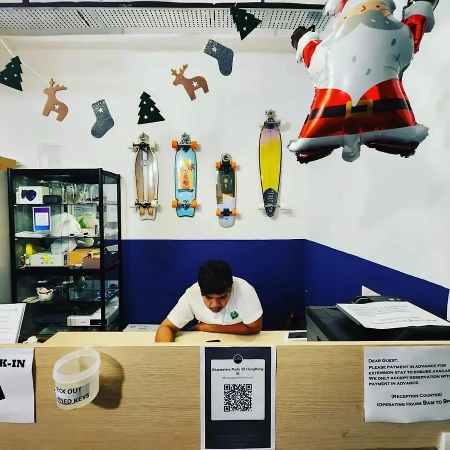 Bluewaters Pods 38 Hongkong St Hostel Singapore